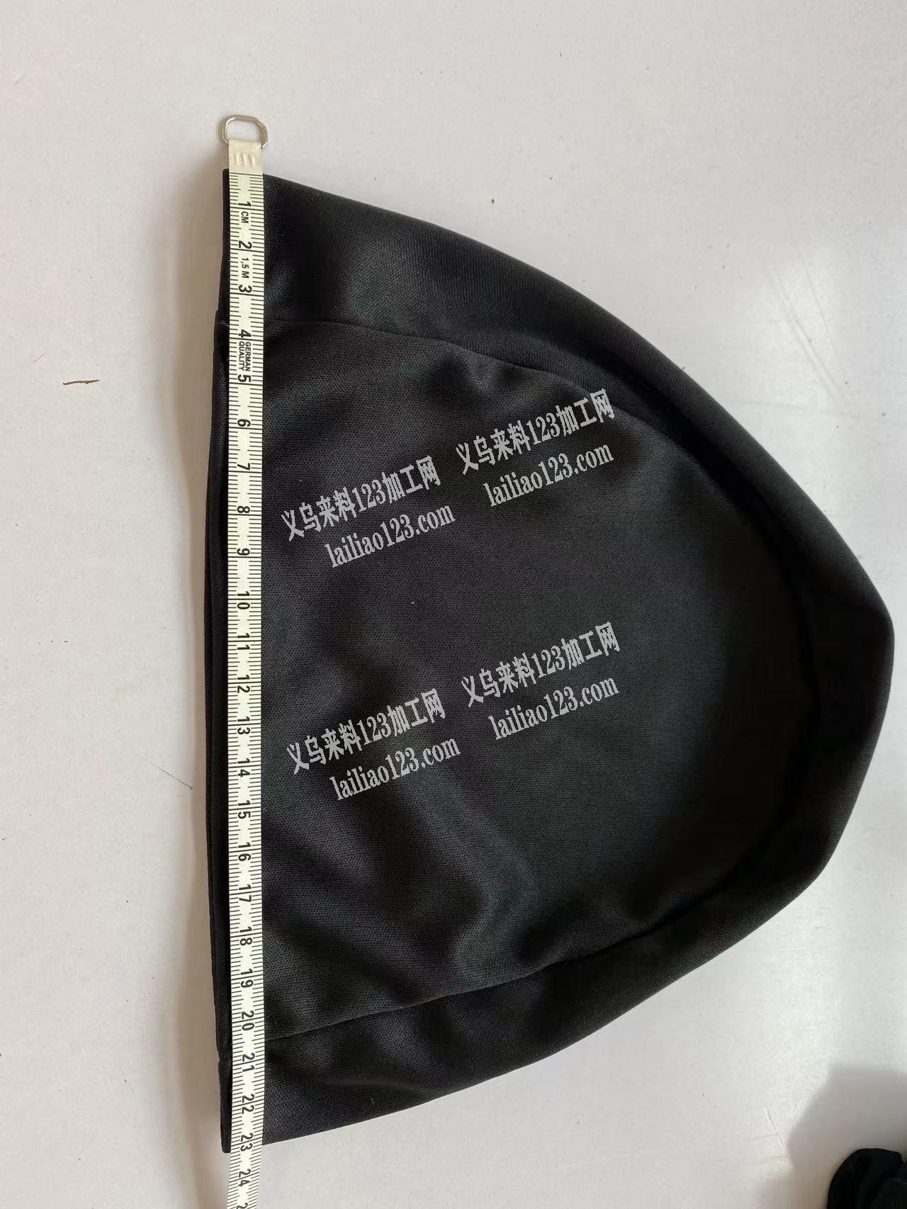 有做泳装加工的可以联系我，大量泳帽外发加