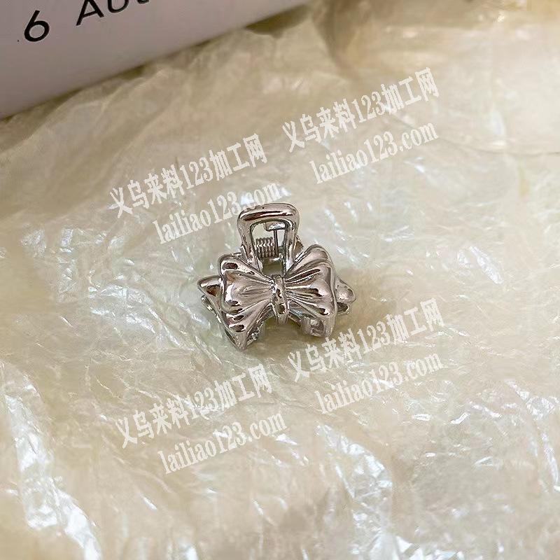 找图片款发夹，现货，成品。有货联系我