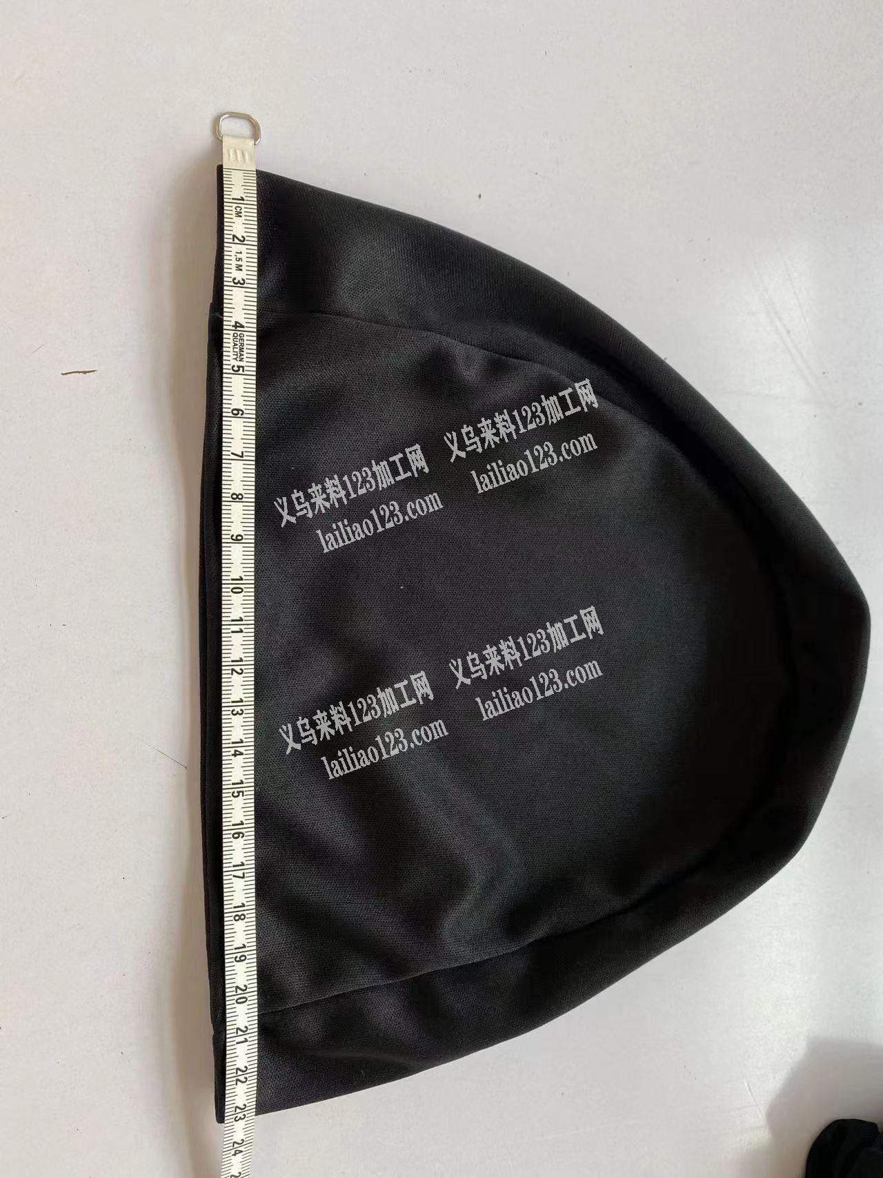有做泳装加工的可以联系我，大量泳帽外发加
