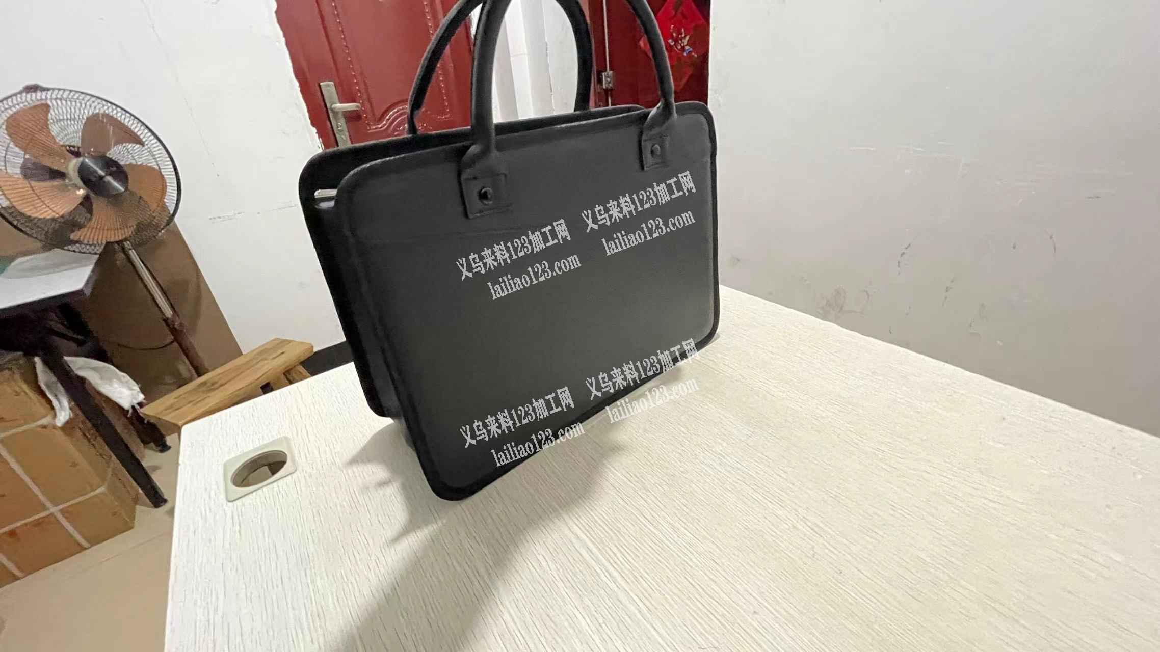 8000个公文包外发。苏溪附近的加工厂1