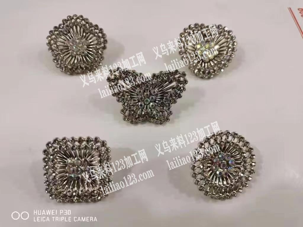 如图饰品订单，寻找厂家，如图款式的，有意