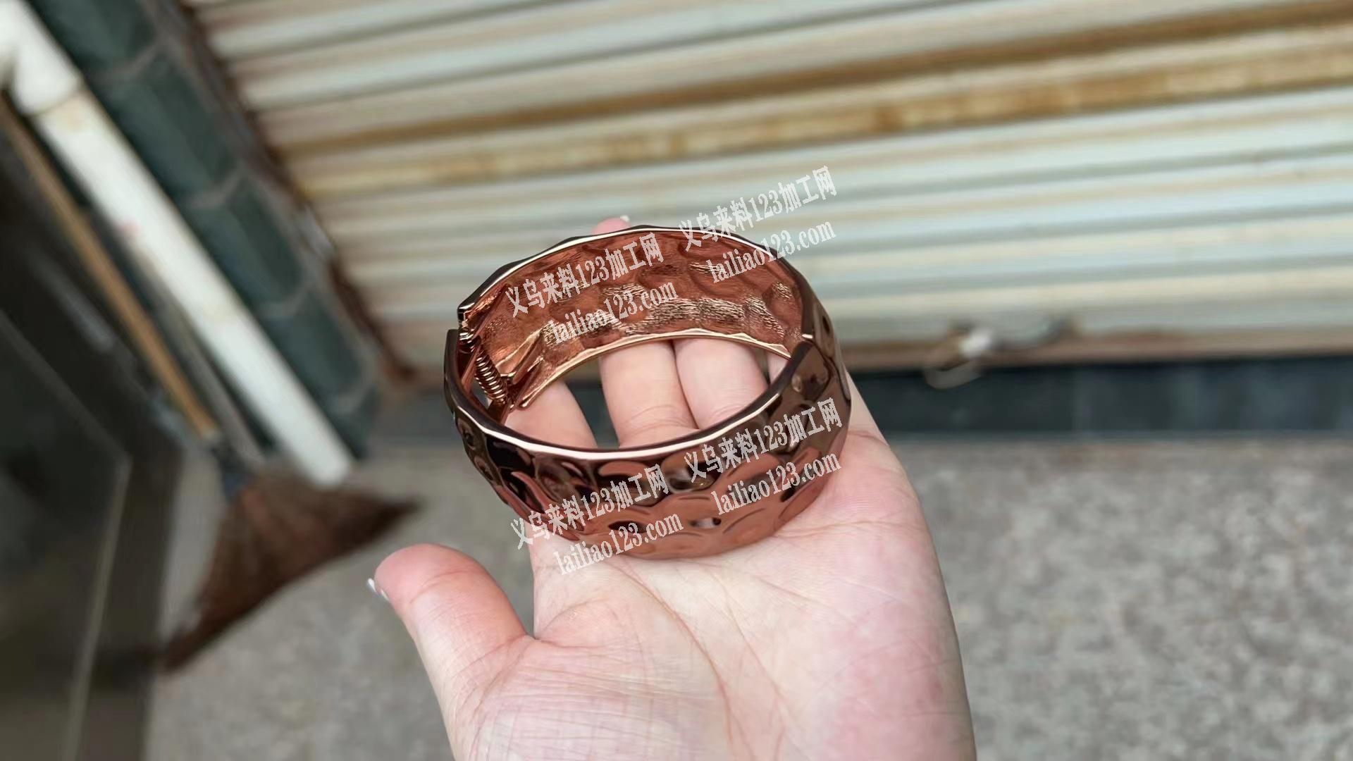 寻找能镀咖啡金的电镀厂，有意的联系下
