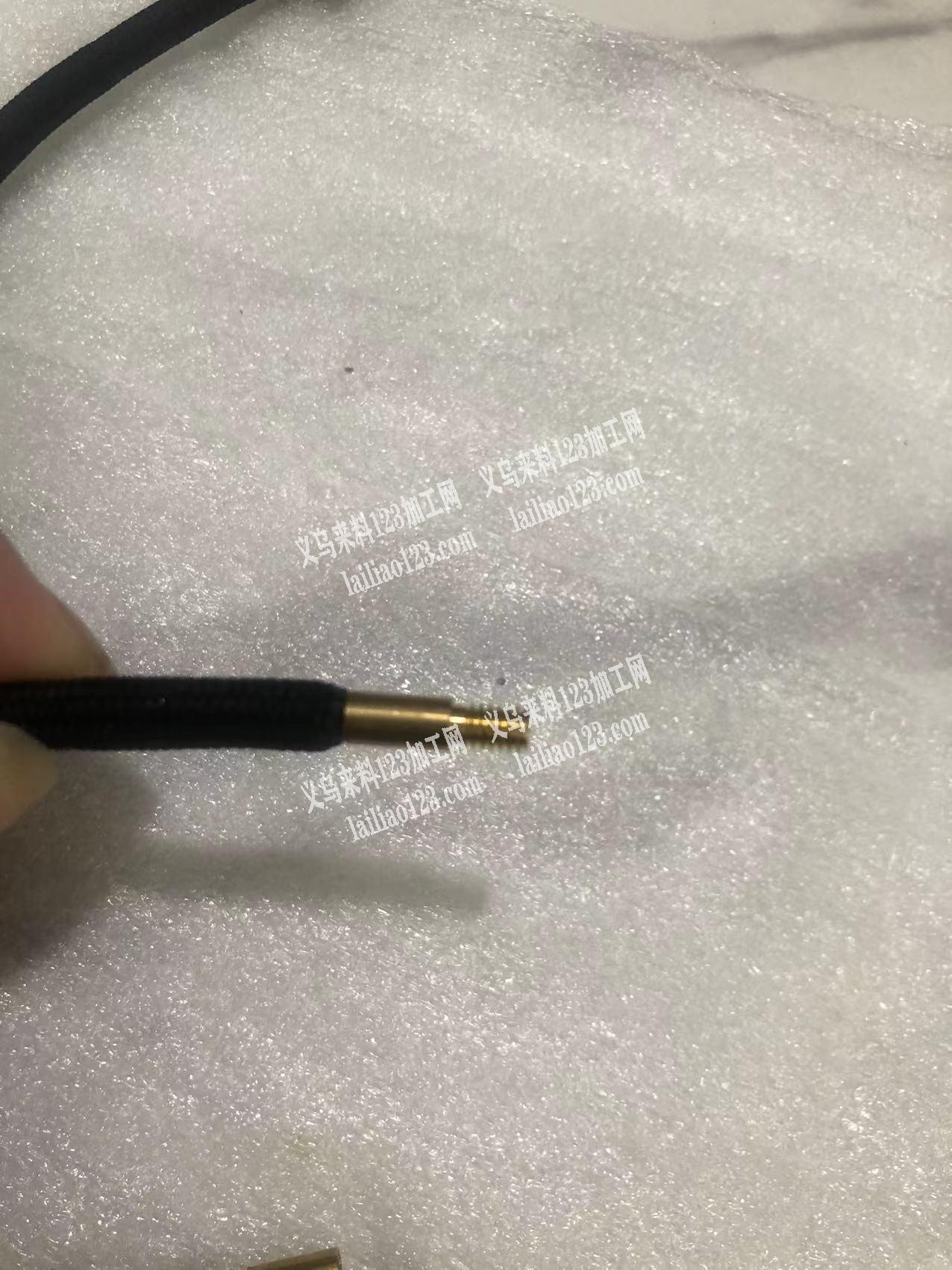 找专业打这种扣子的工厂，会做的联系下