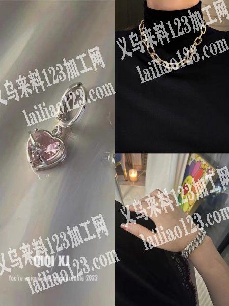 做过这两款链子还有这款耳环有版的，或者出