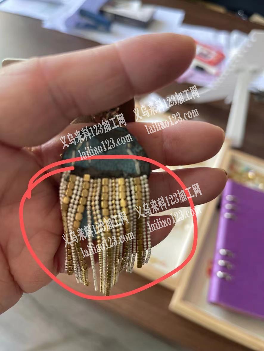 本工厂急需找专业粘链条以及粘珠子！品质好