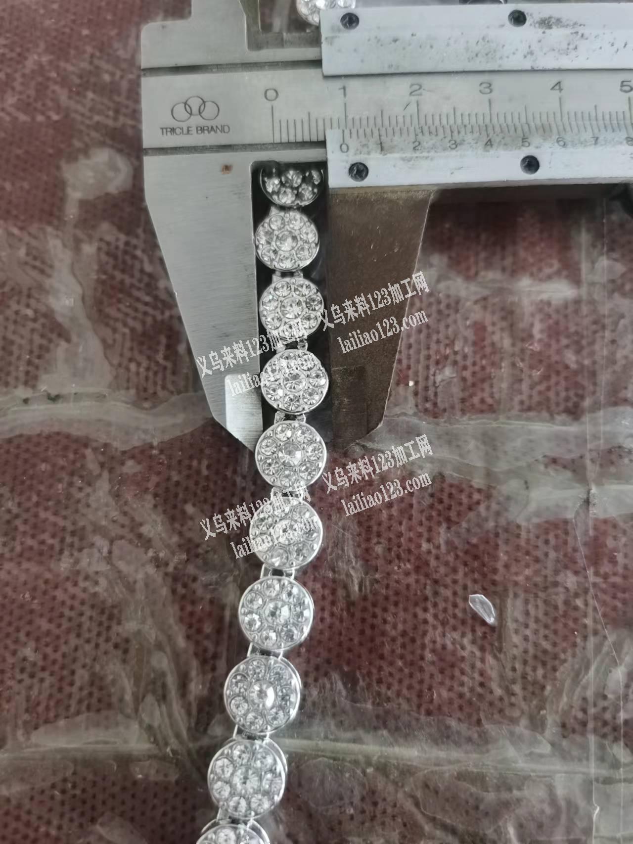找这几款有钢模的压铸工厂，有意的来电详谈
