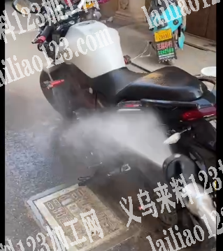 九成新小麦自动拉布机转让，送机车！也可以