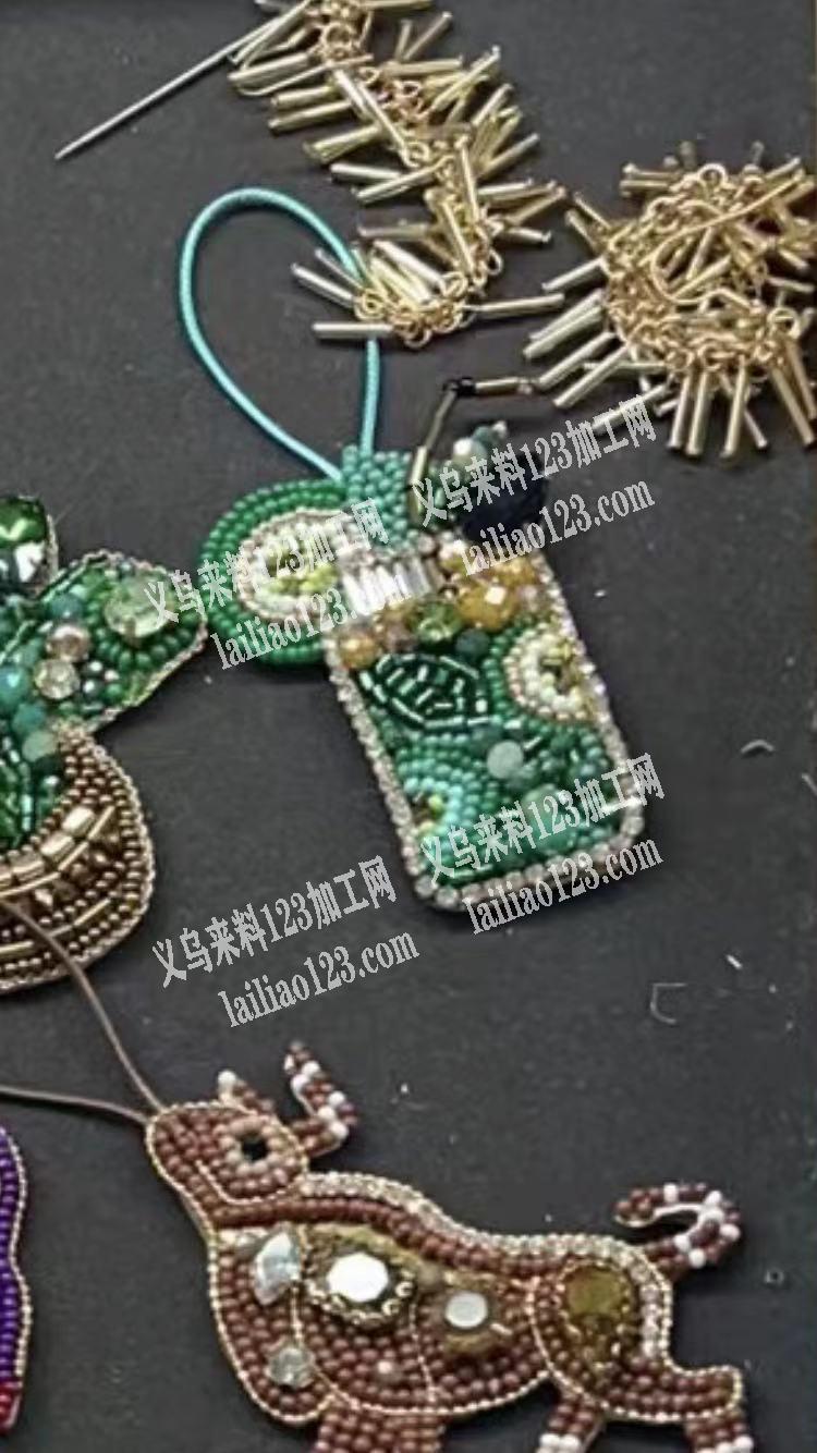 穿米珠手缝手工活外发加工寻找专业做如图穿