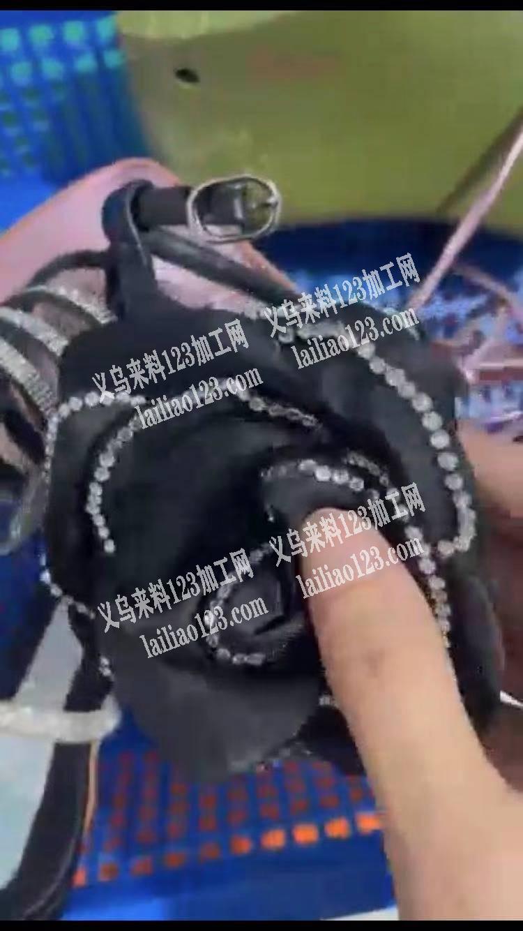 找布艺花头工厂，如图，满边钻的，厂家联系