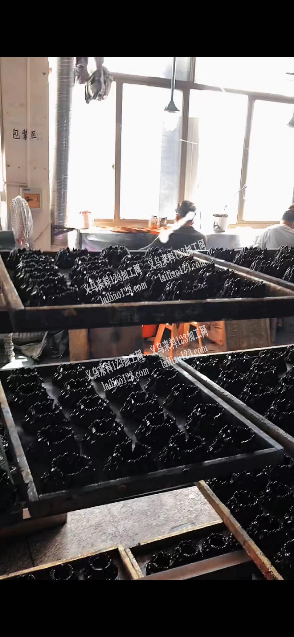现有整体喷漆厂转让200平，带客户一起，