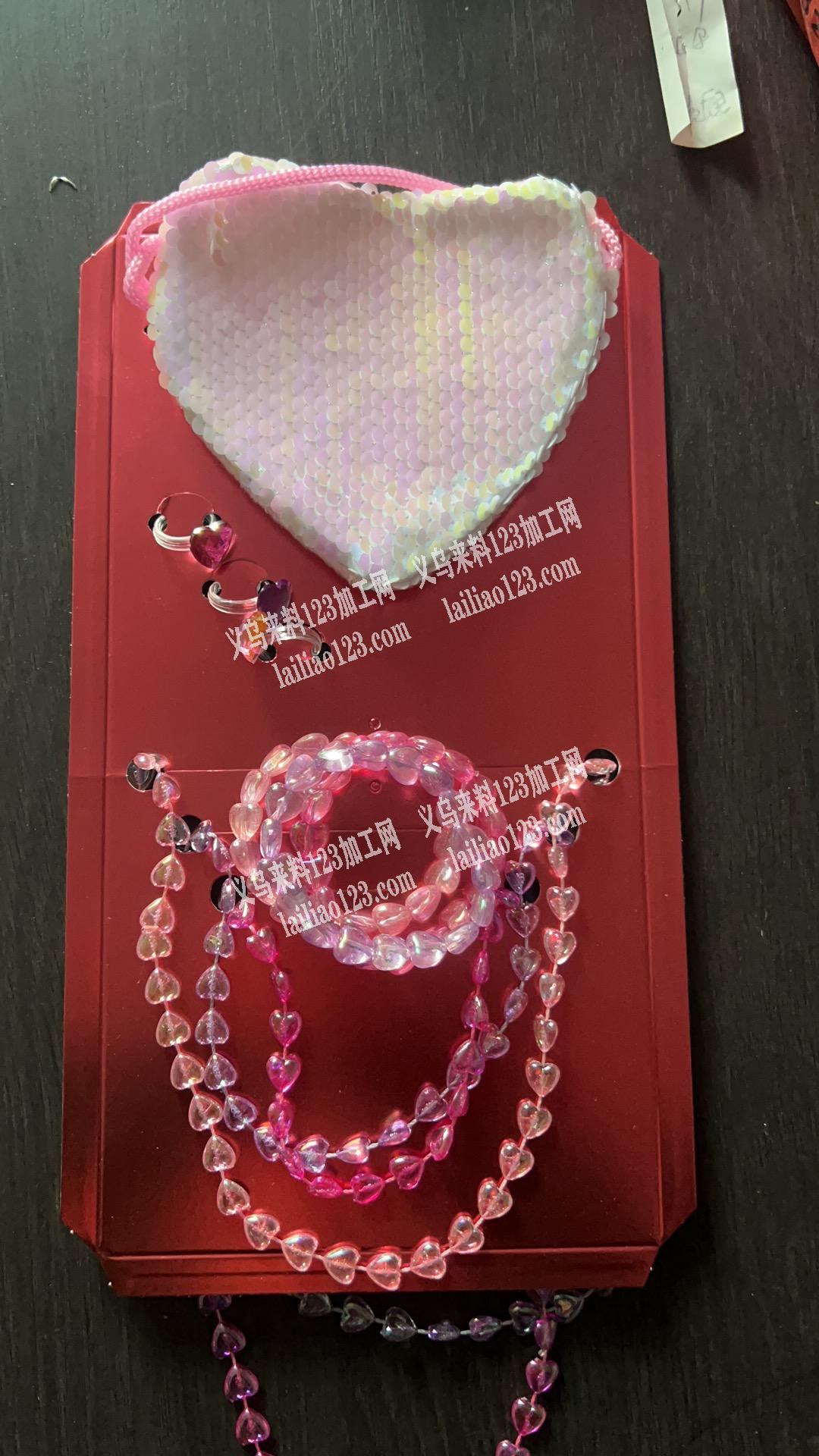 如图，手工活包装外发加工，义乌周边能接送