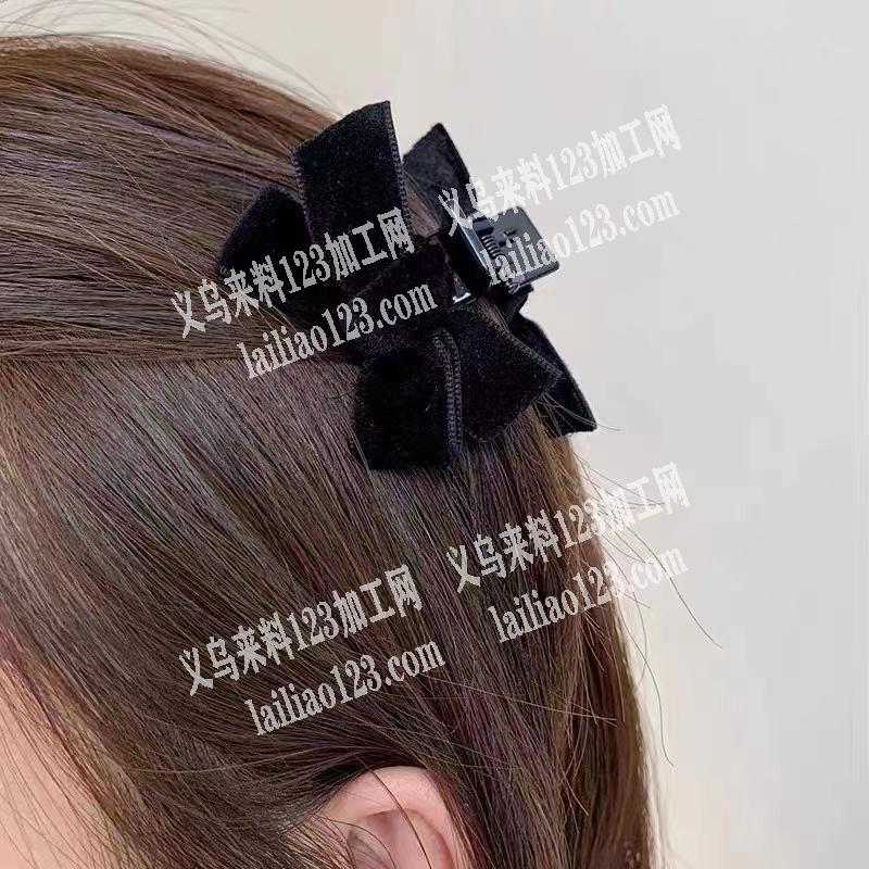 寻现货，或者义乌本地打蝴蝶结，打胶枪的工