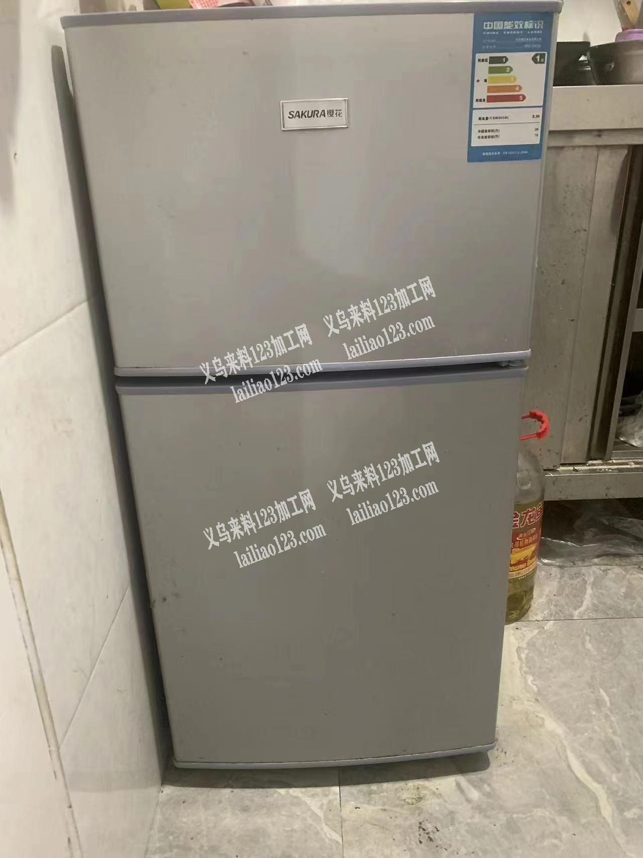 冰箱小二手低价出一百大洋需要的可以联系