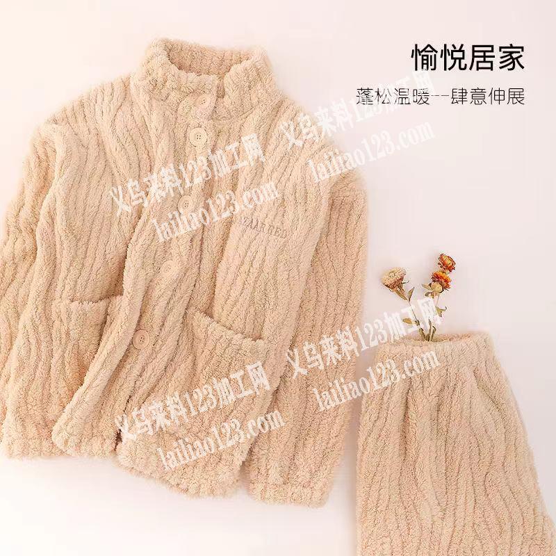 100000如图，睡衣外发加工，寻找睡衣
