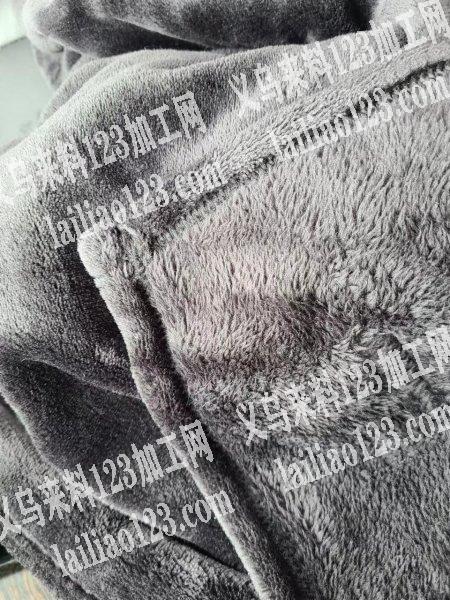 如图，毛毯外发加工，数量2100，150