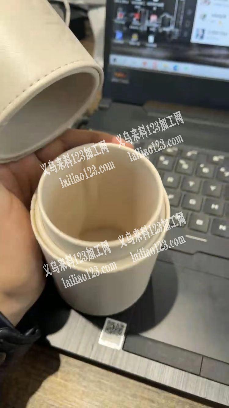 如图，化妆包订单外发寻找箱包加工厂，年前