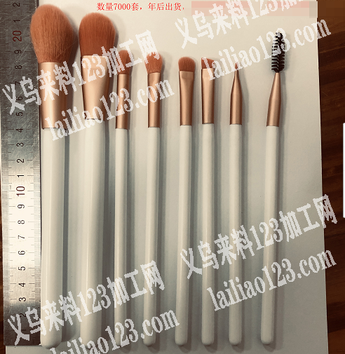 化妆笔，数量7000套，年后出货，能做的