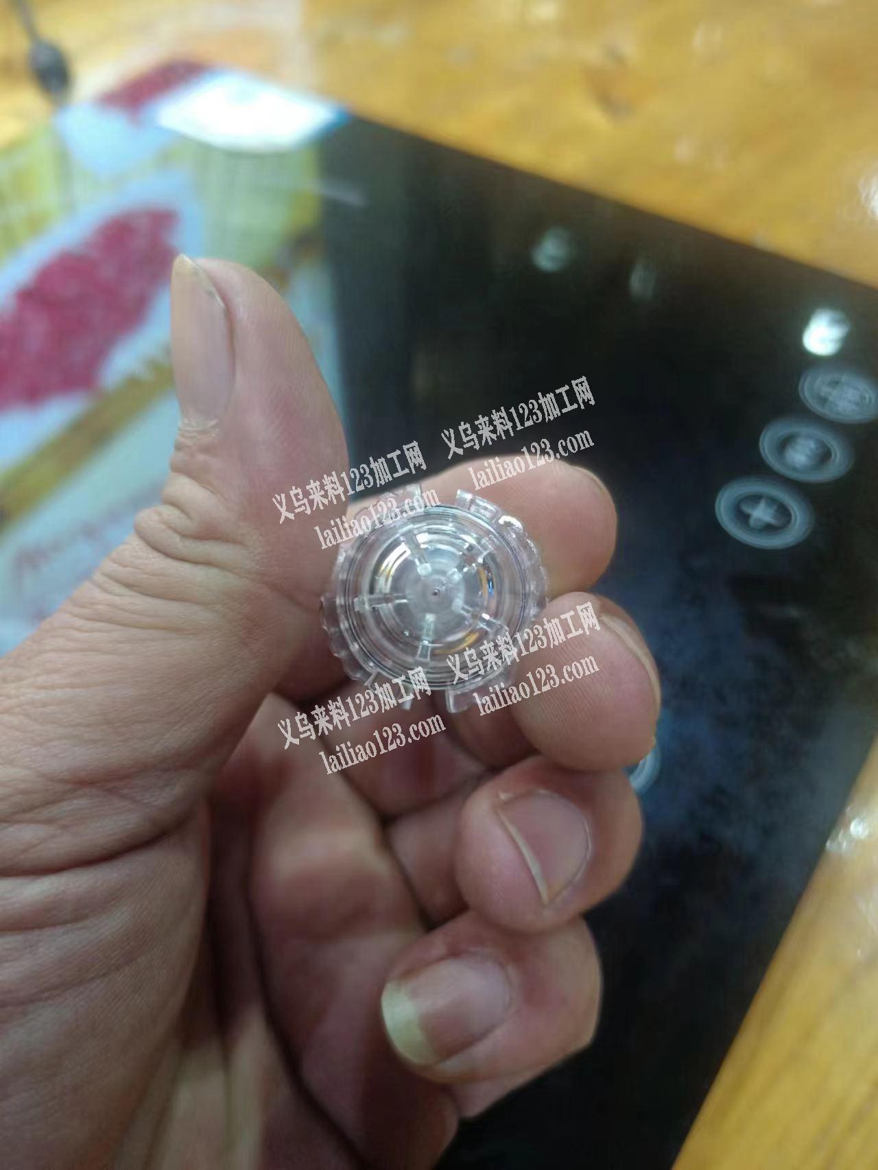 如图塑料喷雾头，有单，采购，有货的联系我