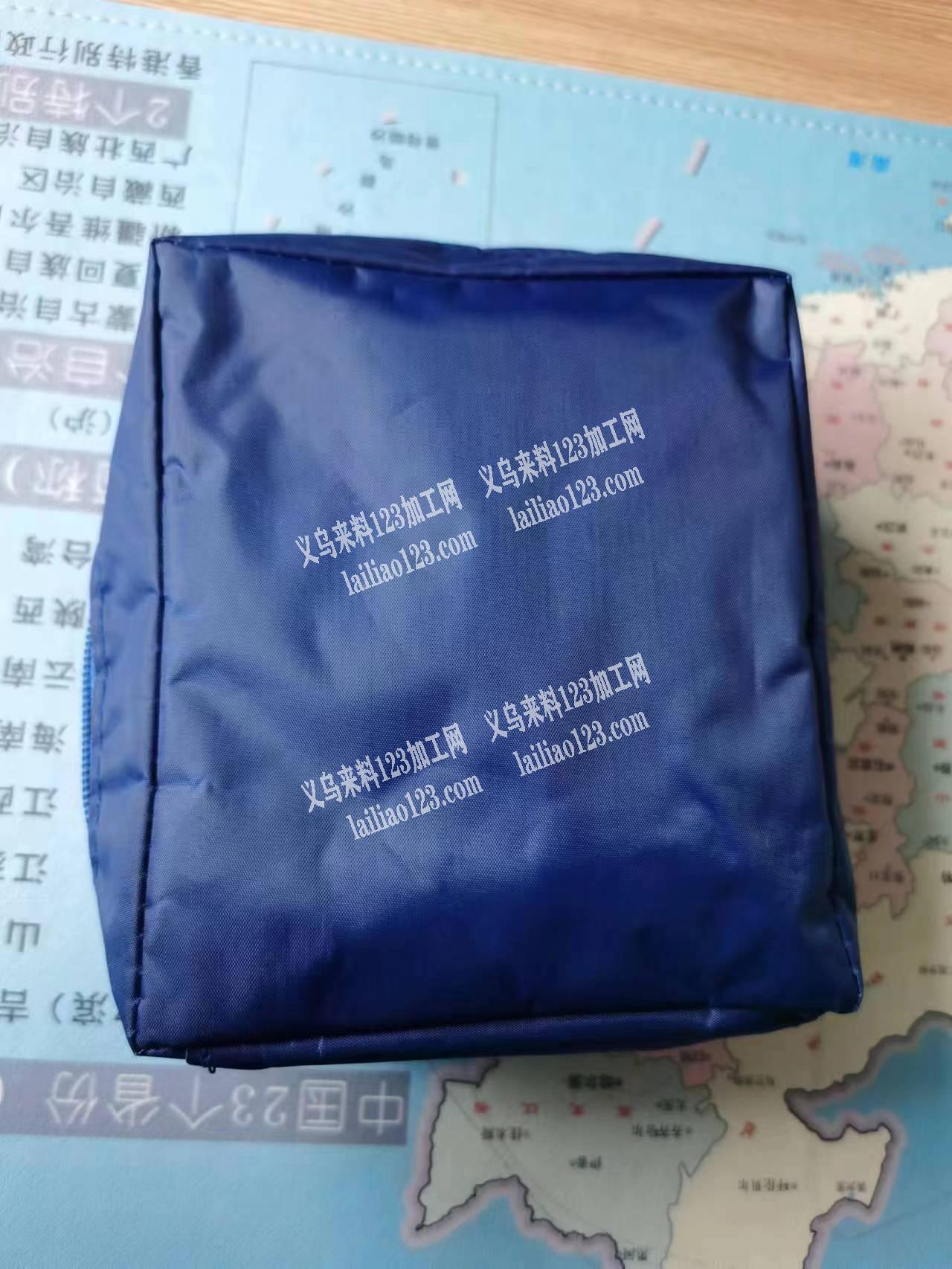 有如图这款包外发加工，找加工厂，有空做的
