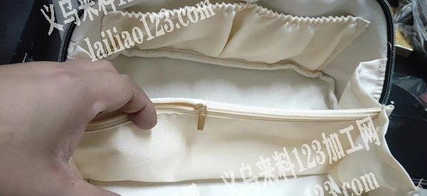 有做化妆包半成品的吗？可以长期合作
