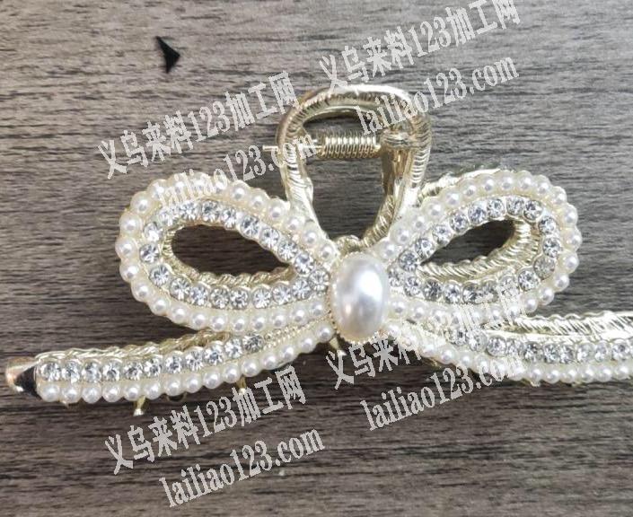 合金抓夹压铸外发，这样的，有意的联系详谈