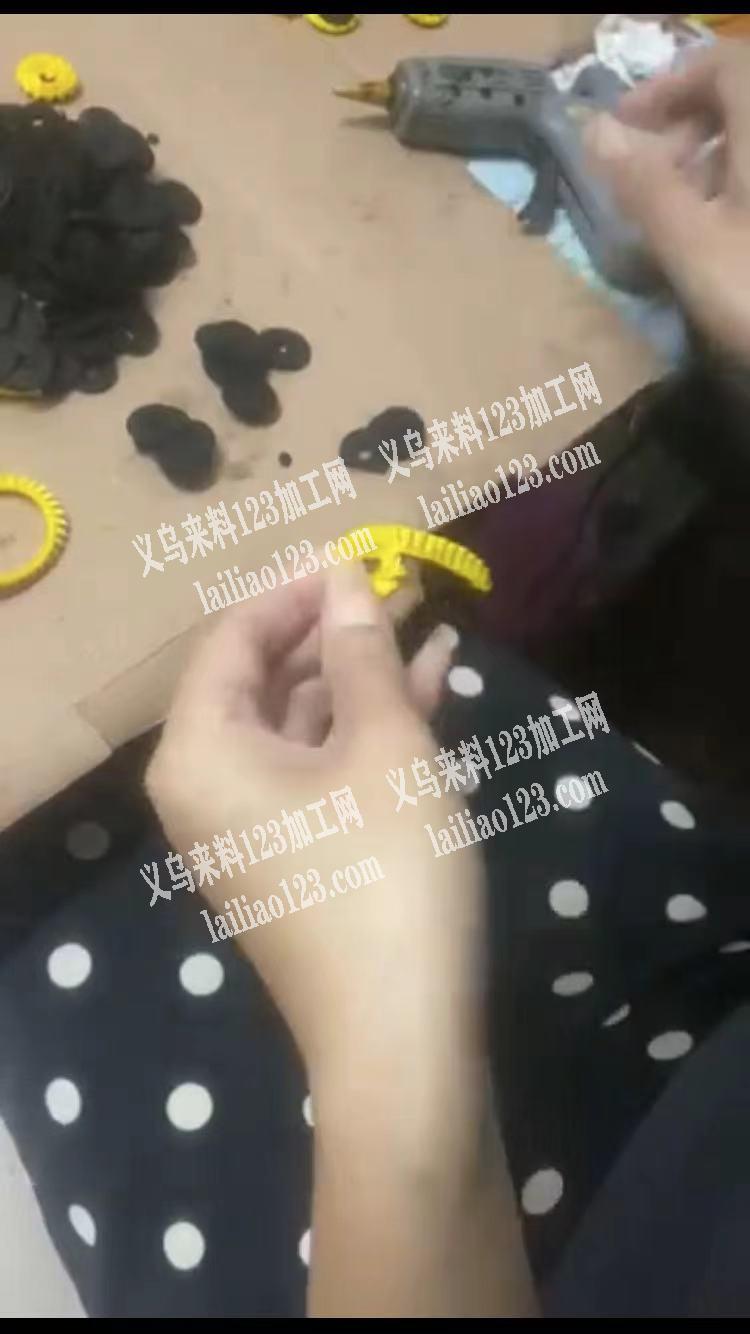大量如图打胶枪的手工活外发加工，寻找手工