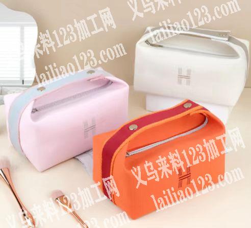 这款包有现货的，请联系，橘色的700个