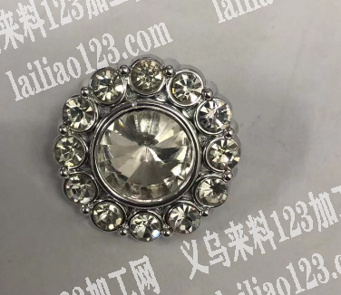 找五金翻砂的工厂，要求可以做成品，可以开