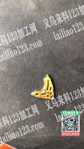 老板委托寻找：10万电镀外发，如图，塑料