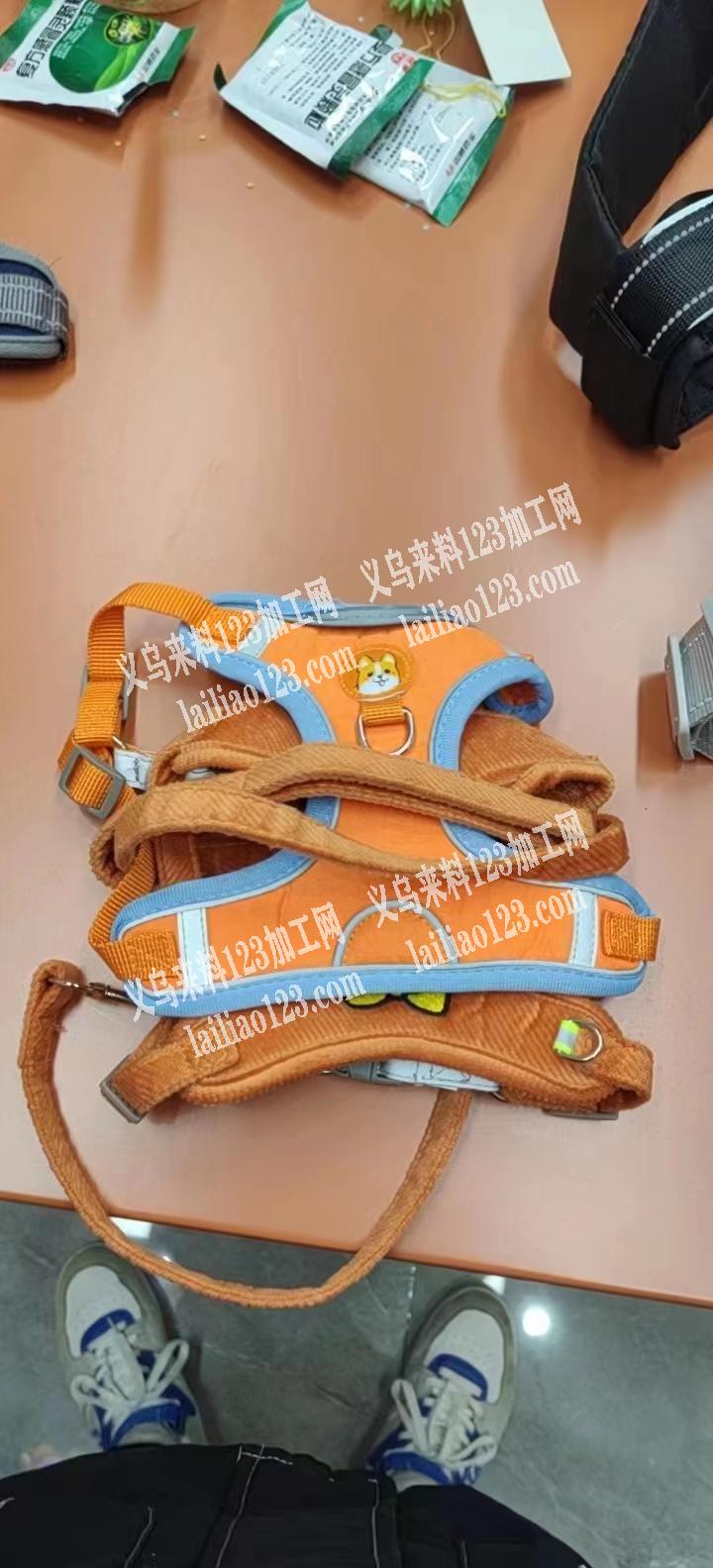 老板委托寻找：如图，宠物用品，缝纫加工订