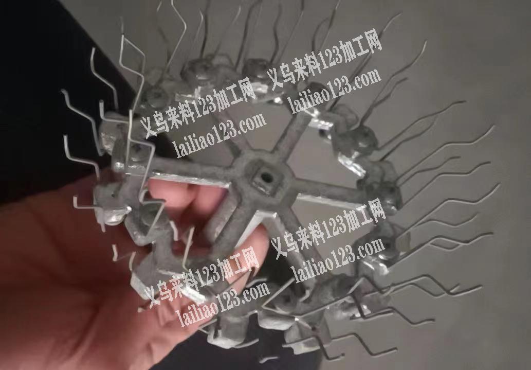 40万一天，需要饰品上挂的地方，饰品上在