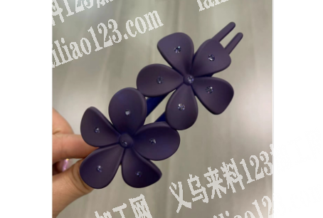 注塑如图抓夹订单，量很大，厂家联系我