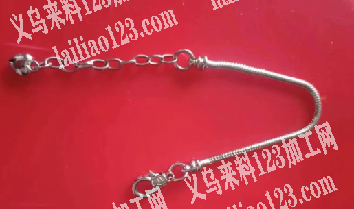铁链，合金扣子，寻找供应商，如图，有货的
