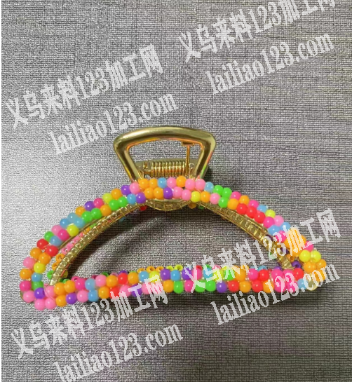 大量穿米珠绕米珠的手工活外发，找会饶这款