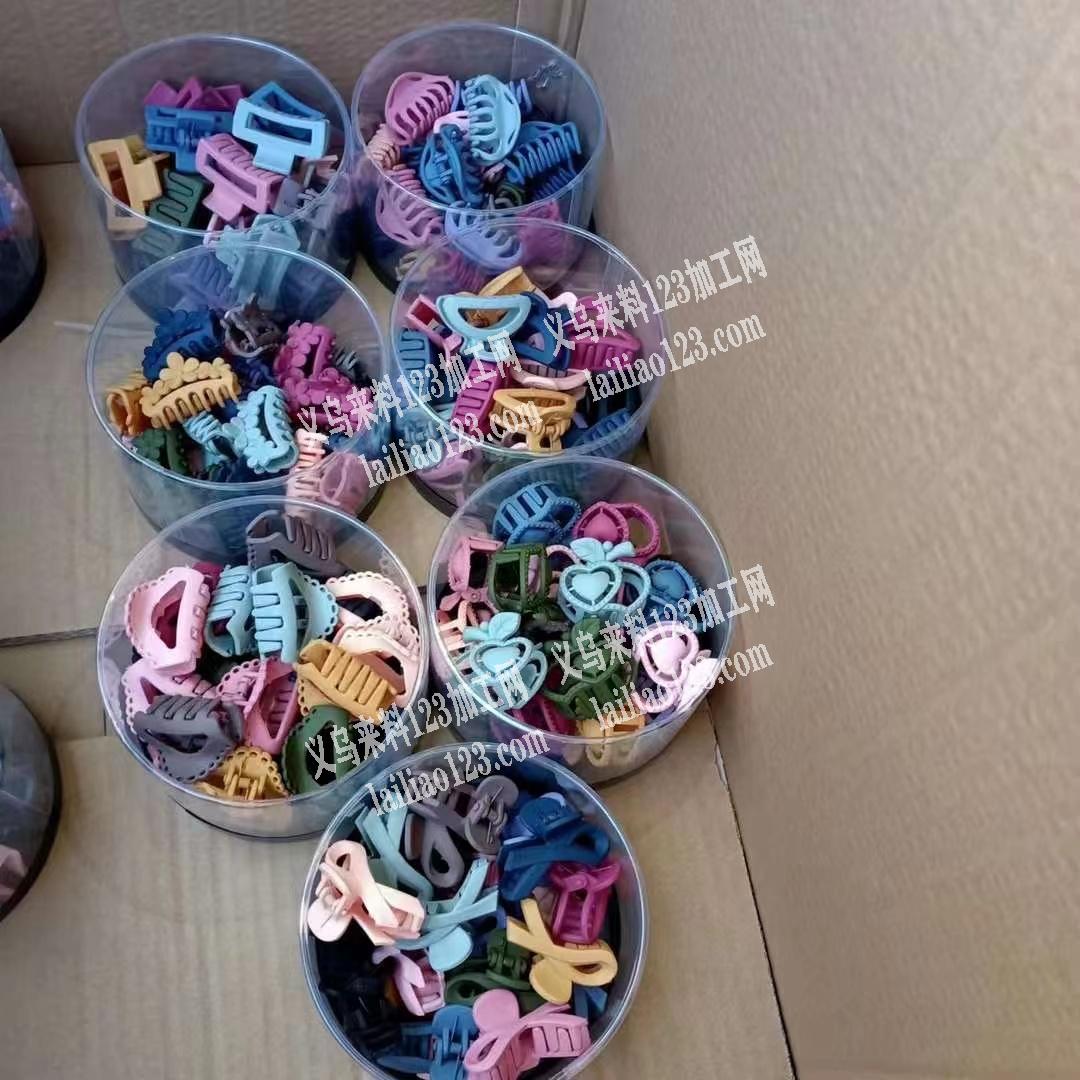 寻找这种源头工厂，需要有价格优势长期合作