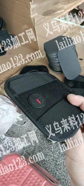 单价2元，总共36万个。一个款18万。