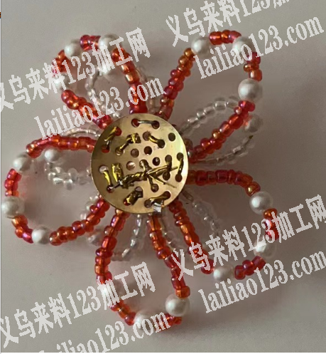 如图穿珠子手工活外发，编织成花朵，如图，