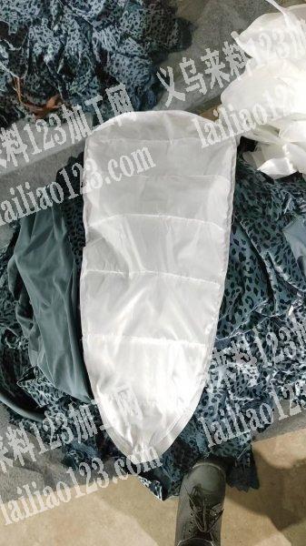 ：踩直线外发【发江西】如图