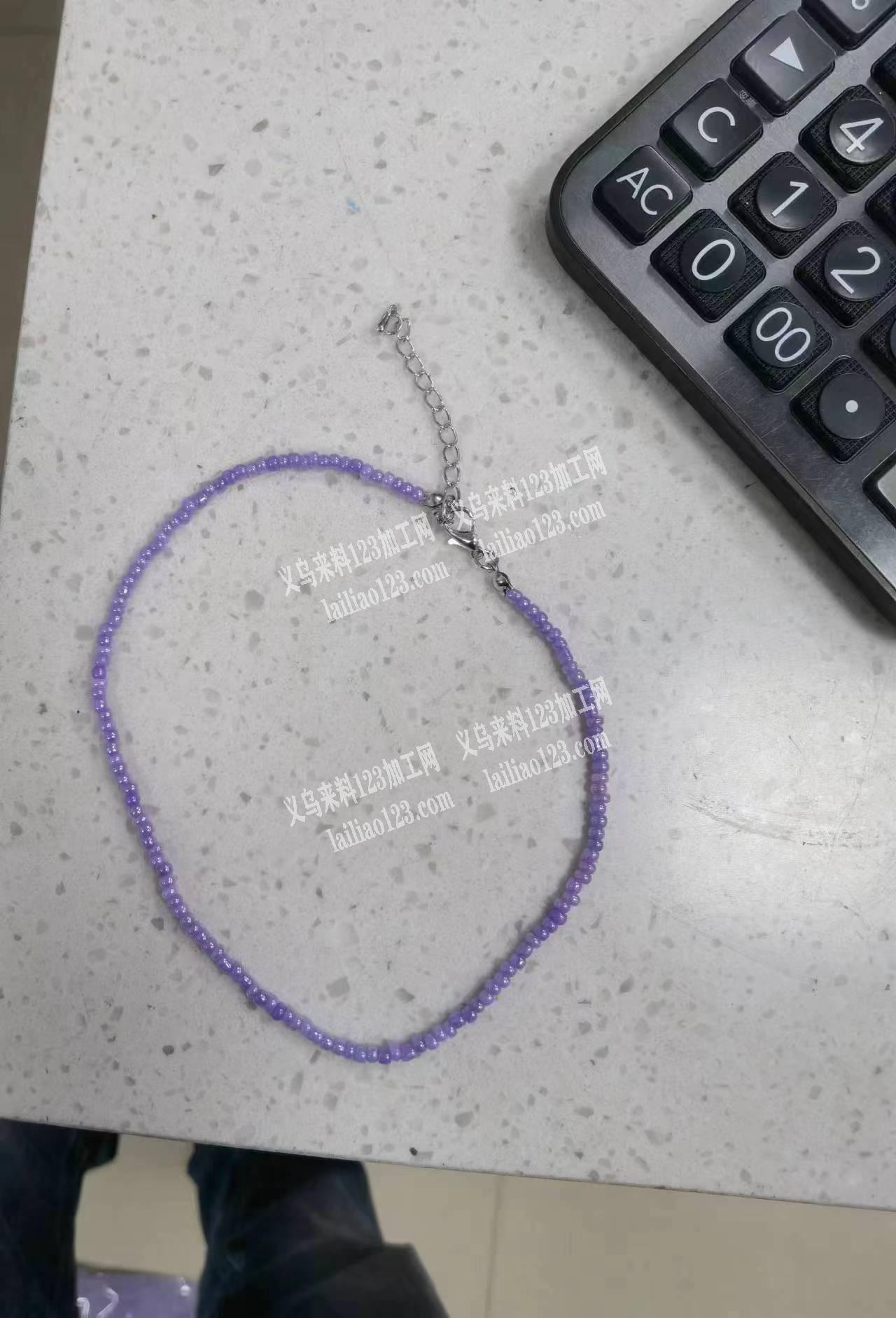 串珠项链的手工活，寻找有做的联系