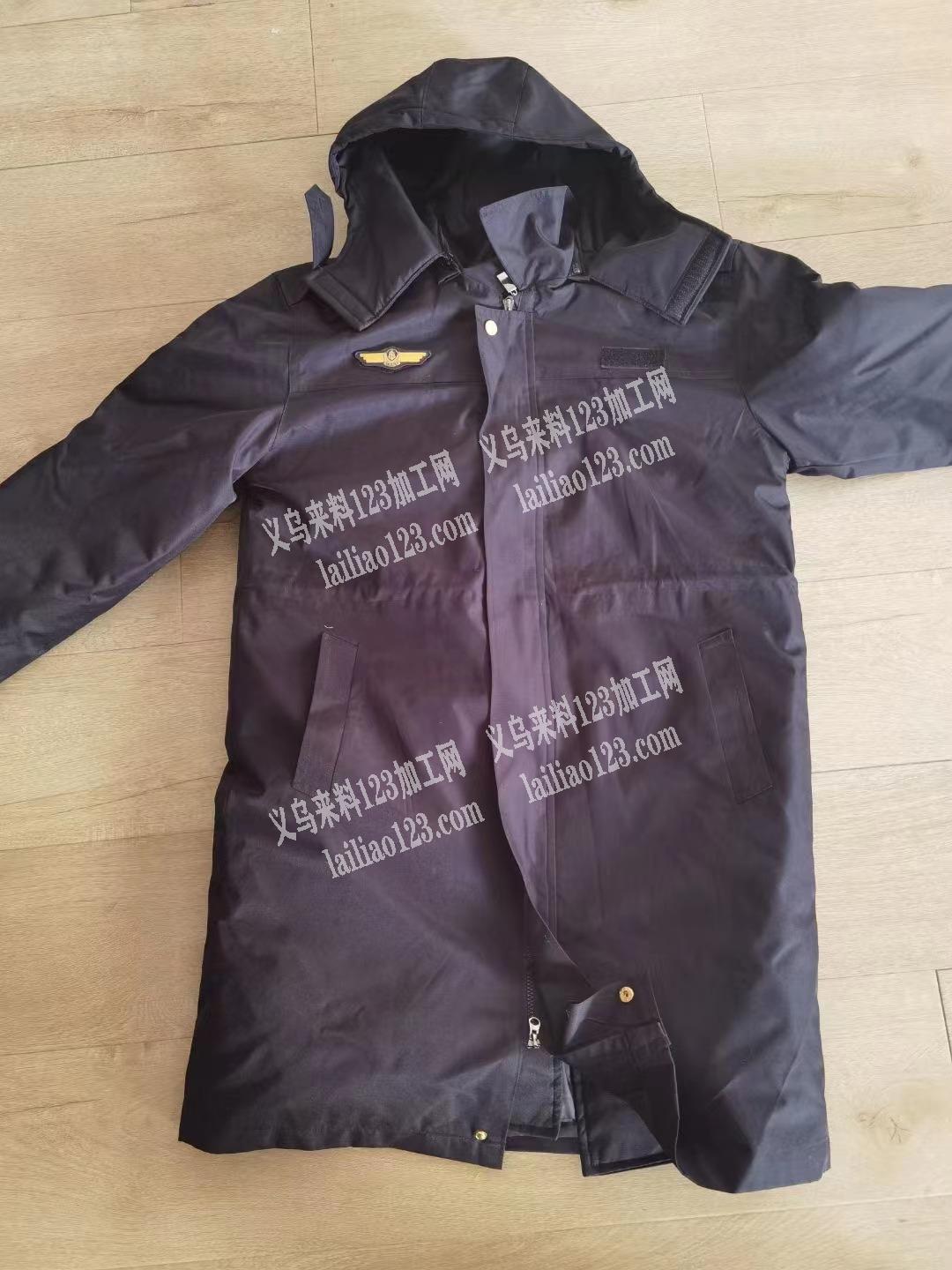 如图羽绒服外发加工，长年有货，有意者请联