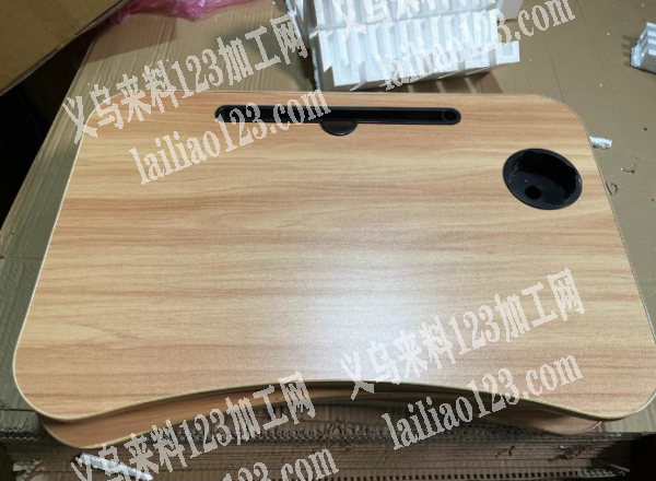 老板委托寻找：小桌子成品订单。寻找一手厂