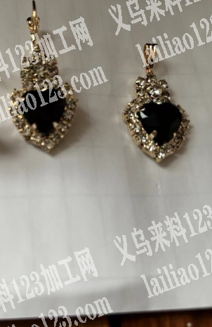 大量压亚克力手工活外发加工，寻找加工厂，