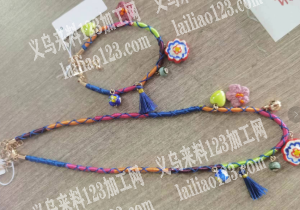 外发手工活，编织加挂配件的，哪家可以做，