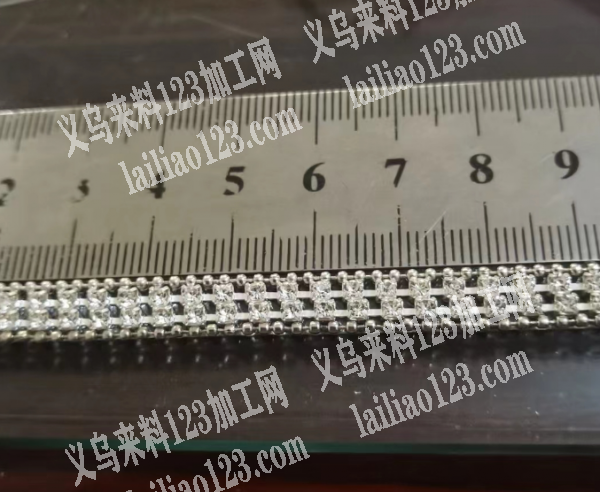 如图手工活外发，懂的联系，拉链条手工活