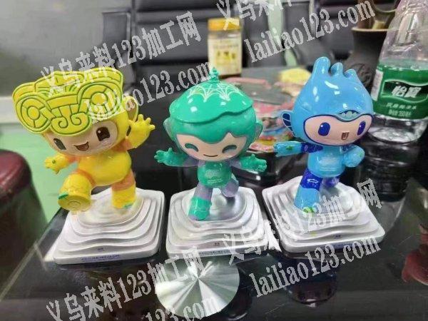 大量公仔玩具摆件订单，如图，寻找这种公仔
