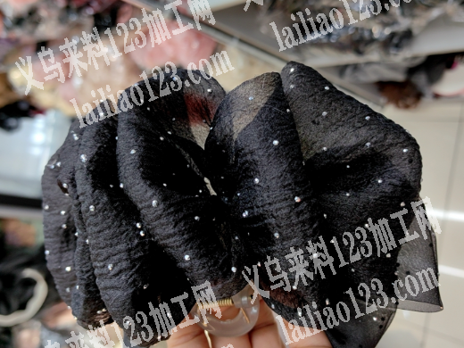 寻找布艺抓夹加工厂，地区不限，如图，能做