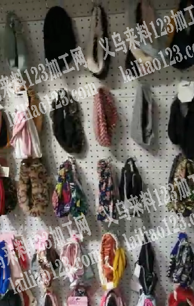 我们公司大量布艺产品外发加工，布艺头箍，