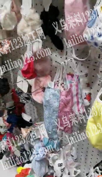 我们公司大量布艺产品外发加工，布艺头箍，