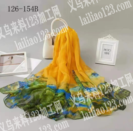 老板委托寻找：寻找如图围巾厂家，采购