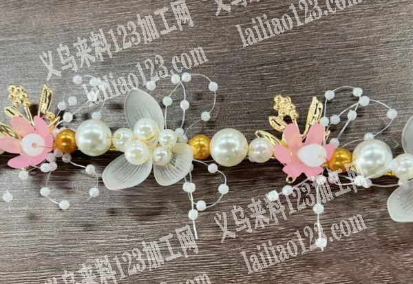 穿珠子穿配件绑花手工活外发，如图，寻找手